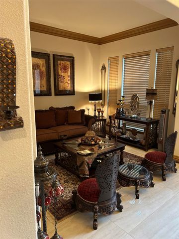 2219 Longview Road, Irving, TX 75063