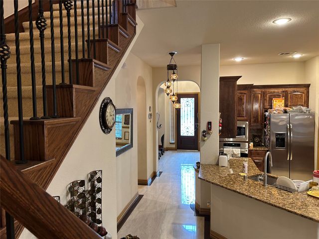 2219 Longview Road, Irving, TX 75063