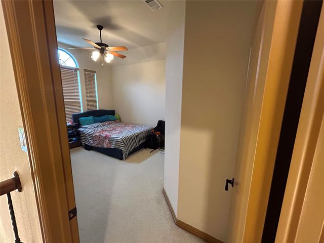 2219 Longview Road, Irving, TX 75063