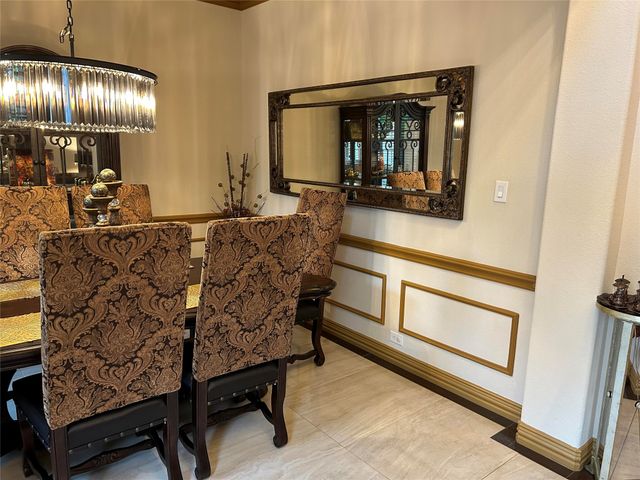 2219 Longview Road, Irving, TX 75063