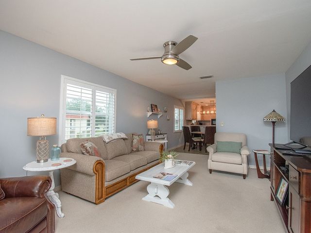 88 Crooked Tree Lane 201, Vero Beach, FL 32962