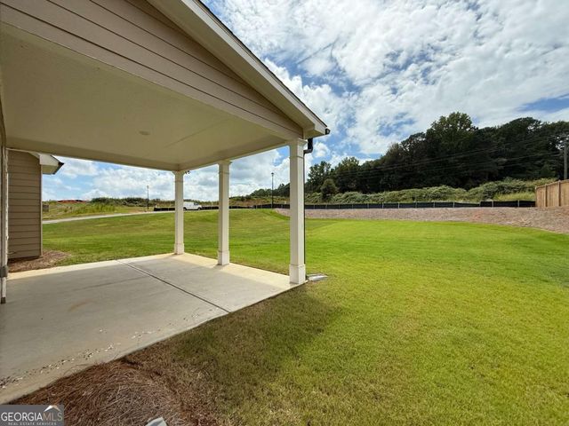 76 HIDDEN FIELDS Way, Hoschton, GA 30548
