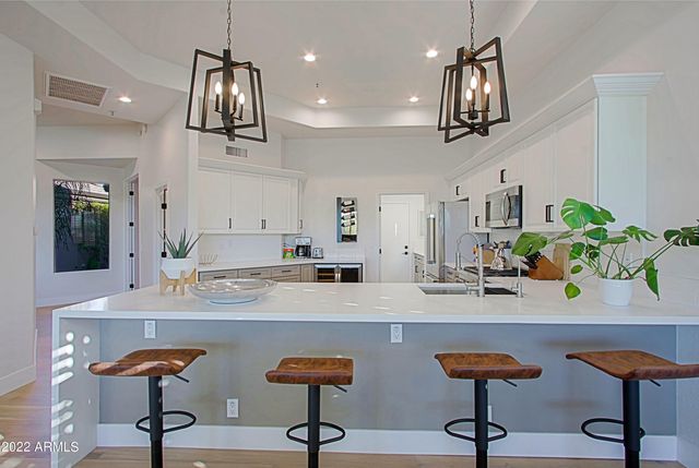 6884 E AMBER SUN Drive, Scottsdale, AZ 85266