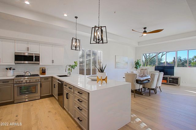 6884 E AMBER SUN Drive, Scottsdale, AZ 85266