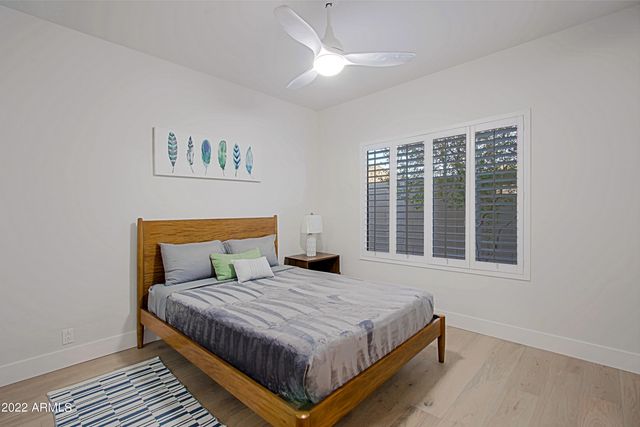 6884 E AMBER SUN Drive, Scottsdale, AZ 85266