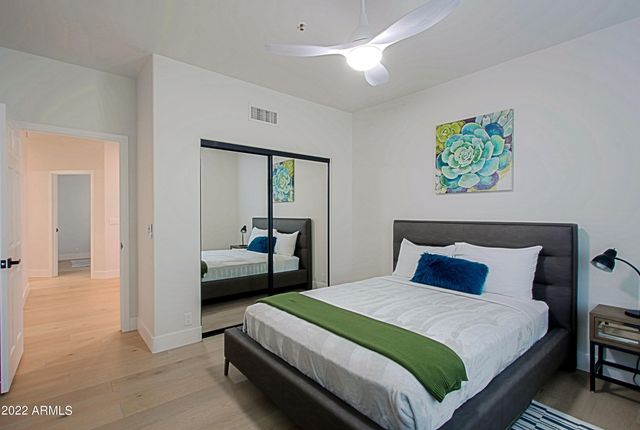 6884 E AMBER SUN Drive, Scottsdale, AZ 85266