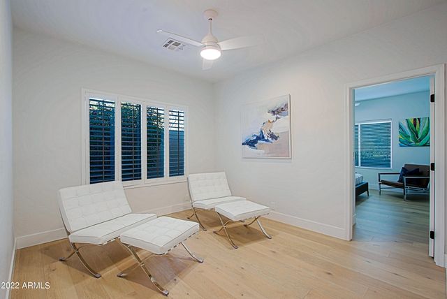 6884 E AMBER SUN Drive, Scottsdale, AZ 85266