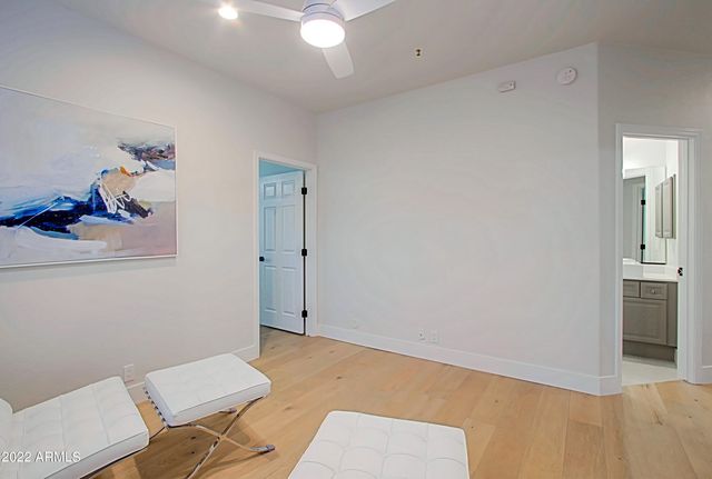 6884 E AMBER SUN Drive, Scottsdale, AZ 85266