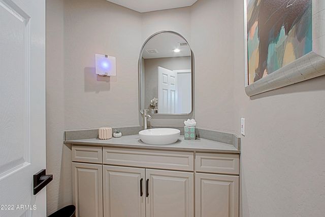 6884 E AMBER SUN Drive, Scottsdale, AZ 85266