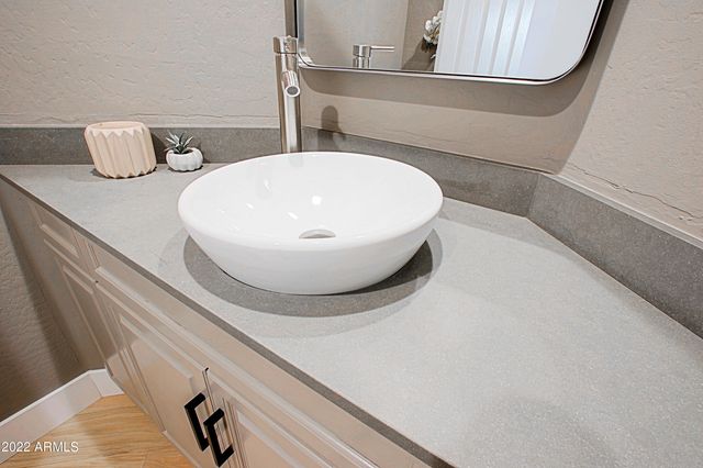 6884 E AMBER SUN Drive, Scottsdale, AZ 85266