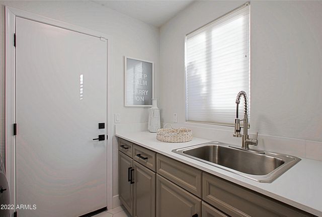 6884 E AMBER SUN Drive, Scottsdale, AZ 85266