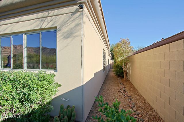 6884 E AMBER SUN Drive, Scottsdale, AZ 85266