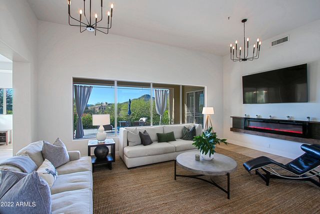 6884 E AMBER SUN Drive, Scottsdale, AZ 85266