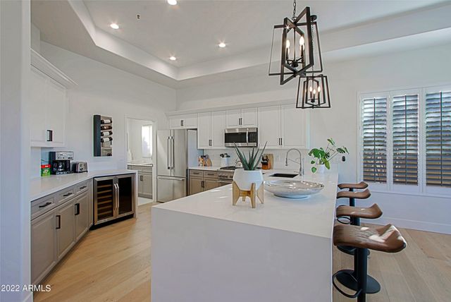 6884 E AMBER SUN Drive, Scottsdale, AZ 85266