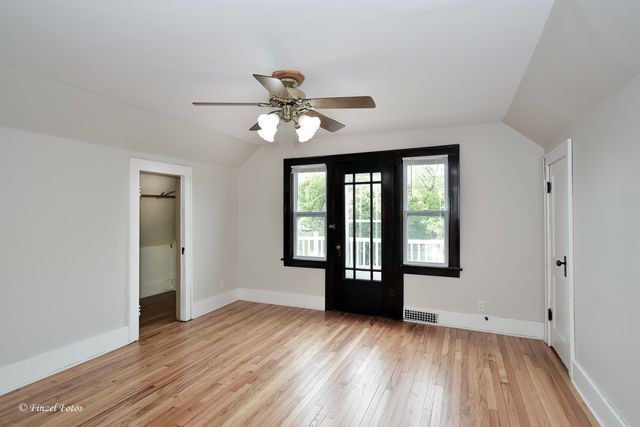 93 Elmhurst Street 2, Crystal Lake, IL 60014