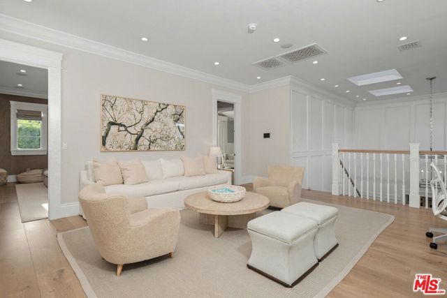 13210 Haney Place, Los Angeles, CA 90049