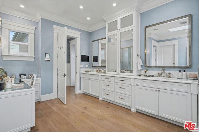 13210 Haney Place, Los Angeles, CA 90049
