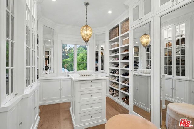 13210 Haney Place, Los Angeles, CA 90049