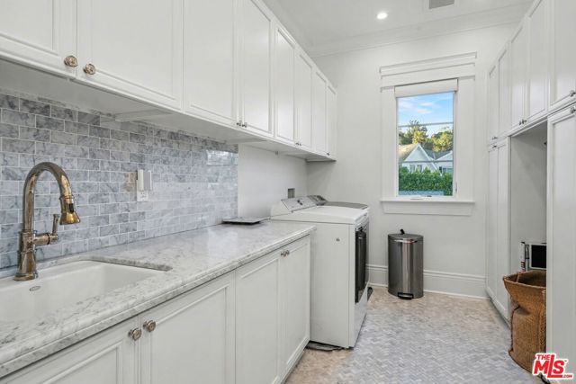 13210 Haney Place, Los Angeles, CA 90049