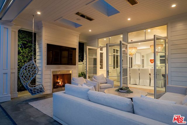 13210 Haney Place, Los Angeles, CA 90049