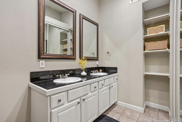 18218 scenic loop, Helotes, TX 78023