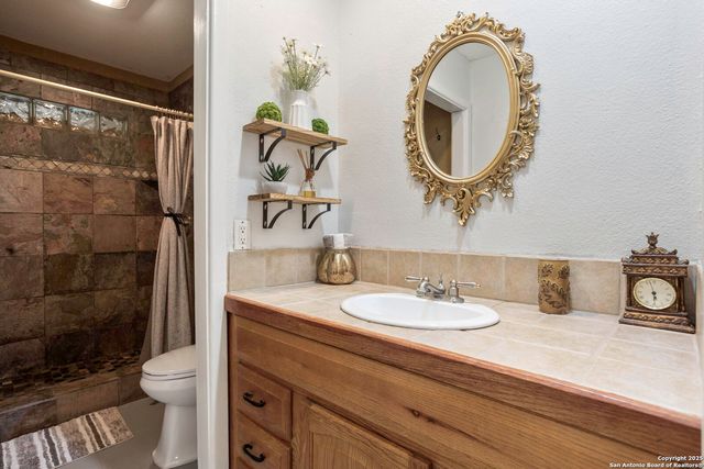 18218 scenic loop, Helotes, TX 78023