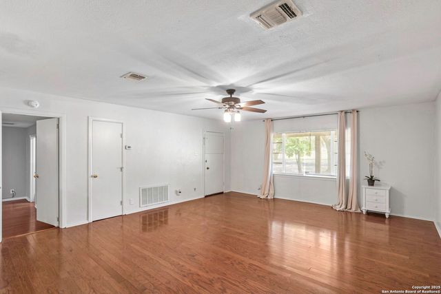 18218 scenic loop, Helotes, TX 78023