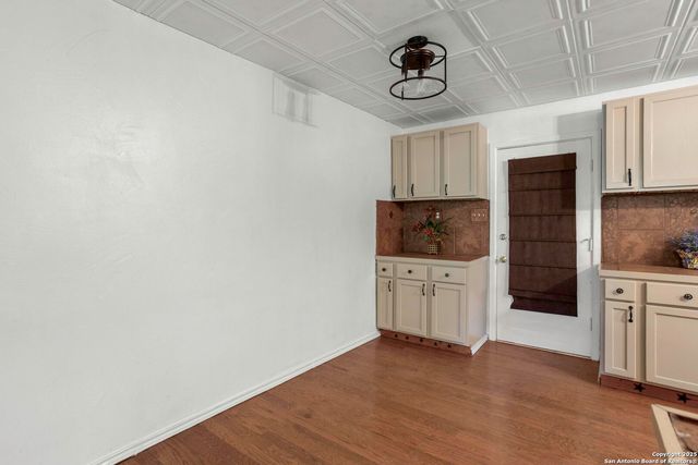 18218 scenic loop, Helotes, TX 78023