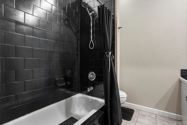 18218 scenic loop, Helotes, TX 78023