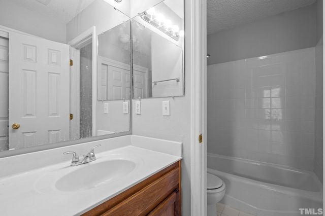 1021 Brighthurst Drive 308, Raleigh, NC 27605