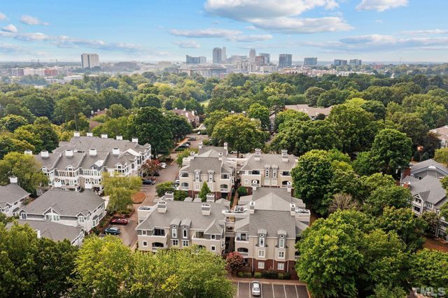 1021 Brighthurst Drive 308, Raleigh, NC 27605