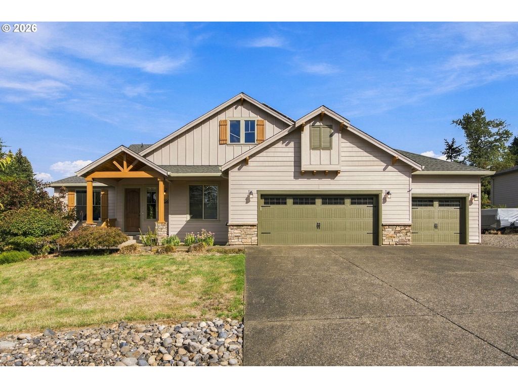 16596 MEMORY Ln, Oregon City, OR 97045