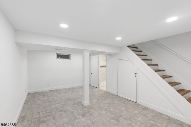 28 Laurel Pl, Fanwood Boro, NJ 07023