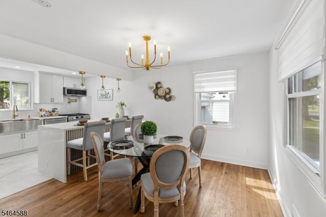 28 Laurel Pl, Fanwood Boro, NJ 07023