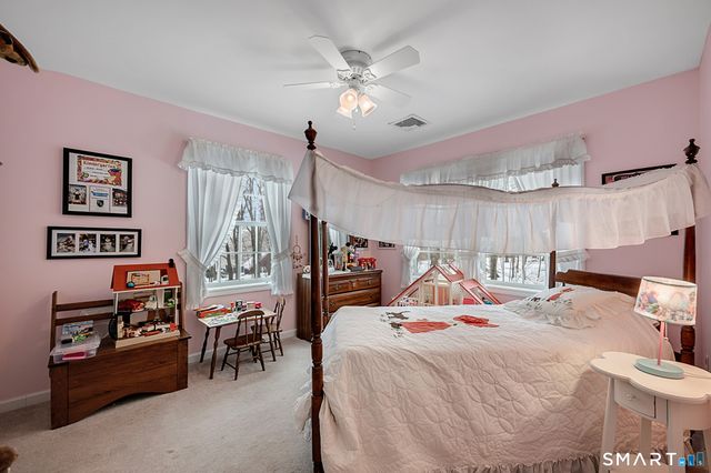 16 Jonathan Drive, Roxbury, CT 06783