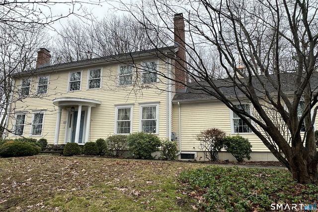 16 Jonathan Drive, Roxbury, CT 06783