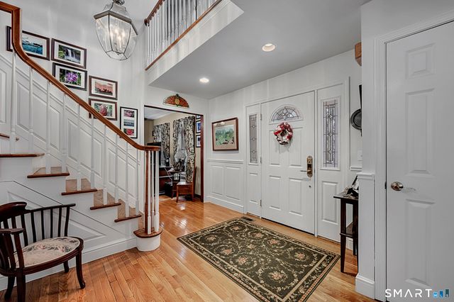 16 Jonathan Drive, Roxbury, CT 06783