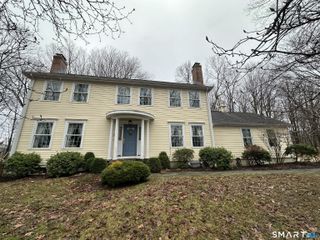 16 Jonathan Drive, Roxbury, CT 06783