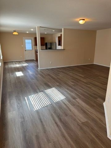 412 Marble Creek Drive, Fort Worth, TX 76131