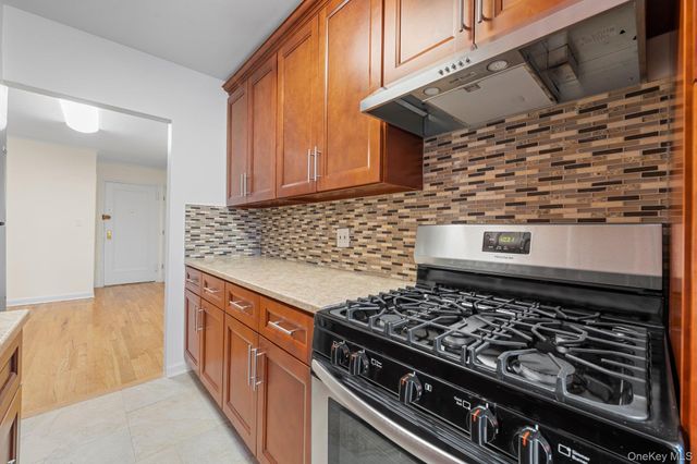 3751 86th Street 4H, Jackson Heights, NY 11372