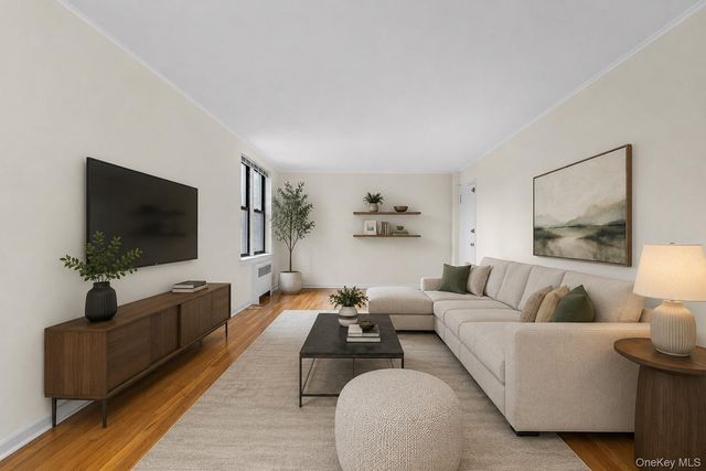 3751 86th Street 4H, Jackson Heights, NY 11372