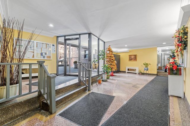 3751 86th Street 4H, Jackson Heights, NY 11372