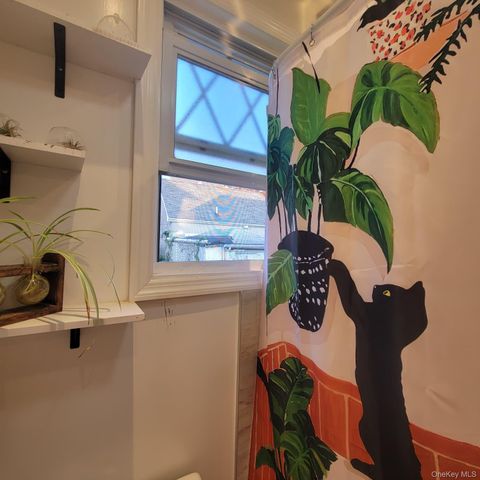 248 Graff Avenue, Bronx, NY 10465