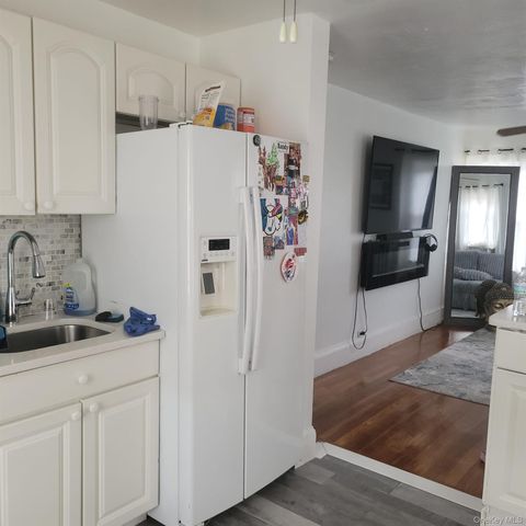 248 Graff Avenue, Bronx, NY 10465