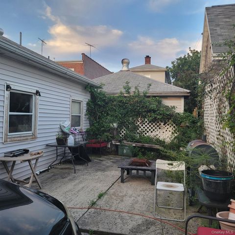 248 Graff Avenue, Bronx, NY 10465