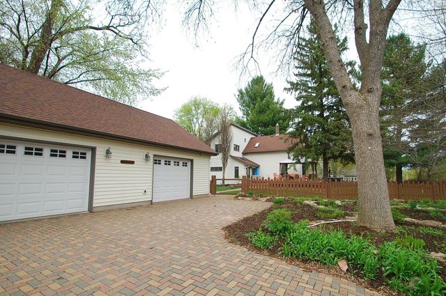 518 Holcombe Street S, Stillwater, MN 55082