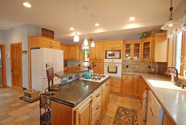 518 Holcombe Street S, Stillwater, MN 55082