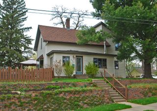 518 Holcombe Street S, Stillwater, MN 55082