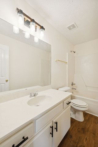 4913 Camborne Cir, Murfreesboro, TN 37129