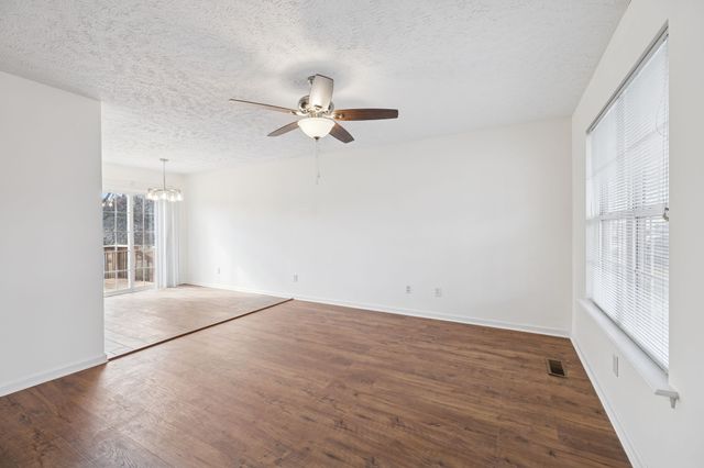 4913 Camborne Cir, Murfreesboro, TN 37129